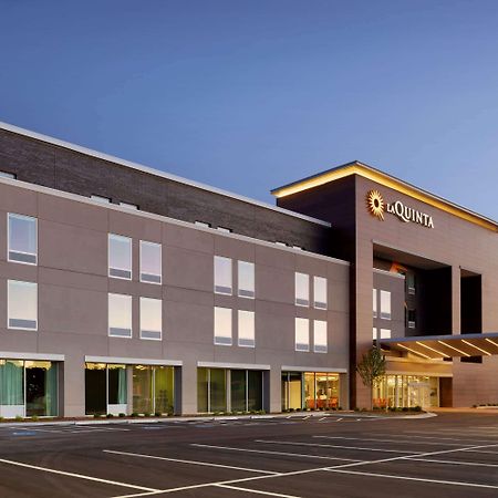 La Quinta Inn & Suites By Wyndham בראסלטון מראה חיצוני תמונה