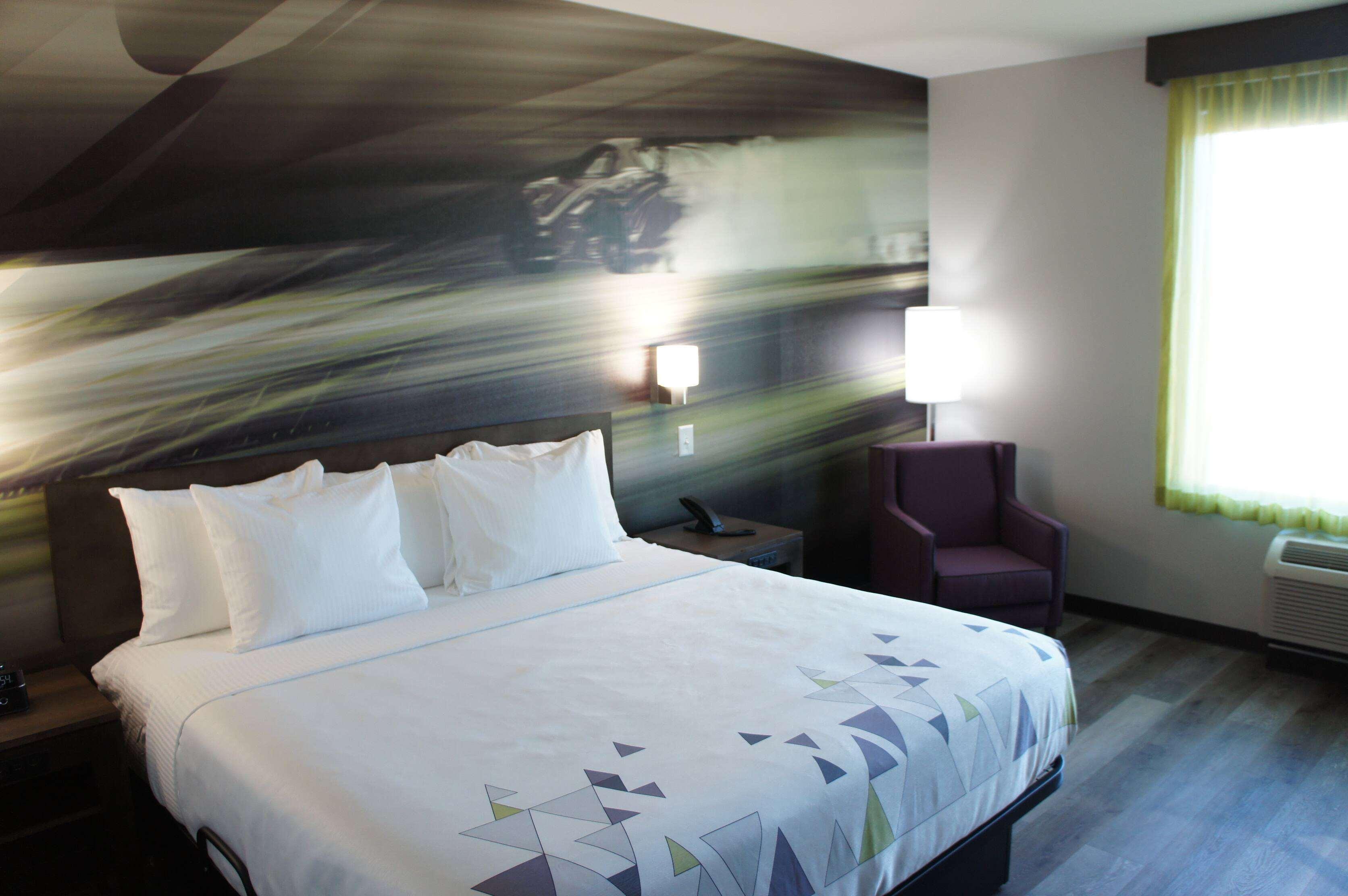 La Quinta Inn & Suites By Wyndham בראסלטון מראה חיצוני תמונה