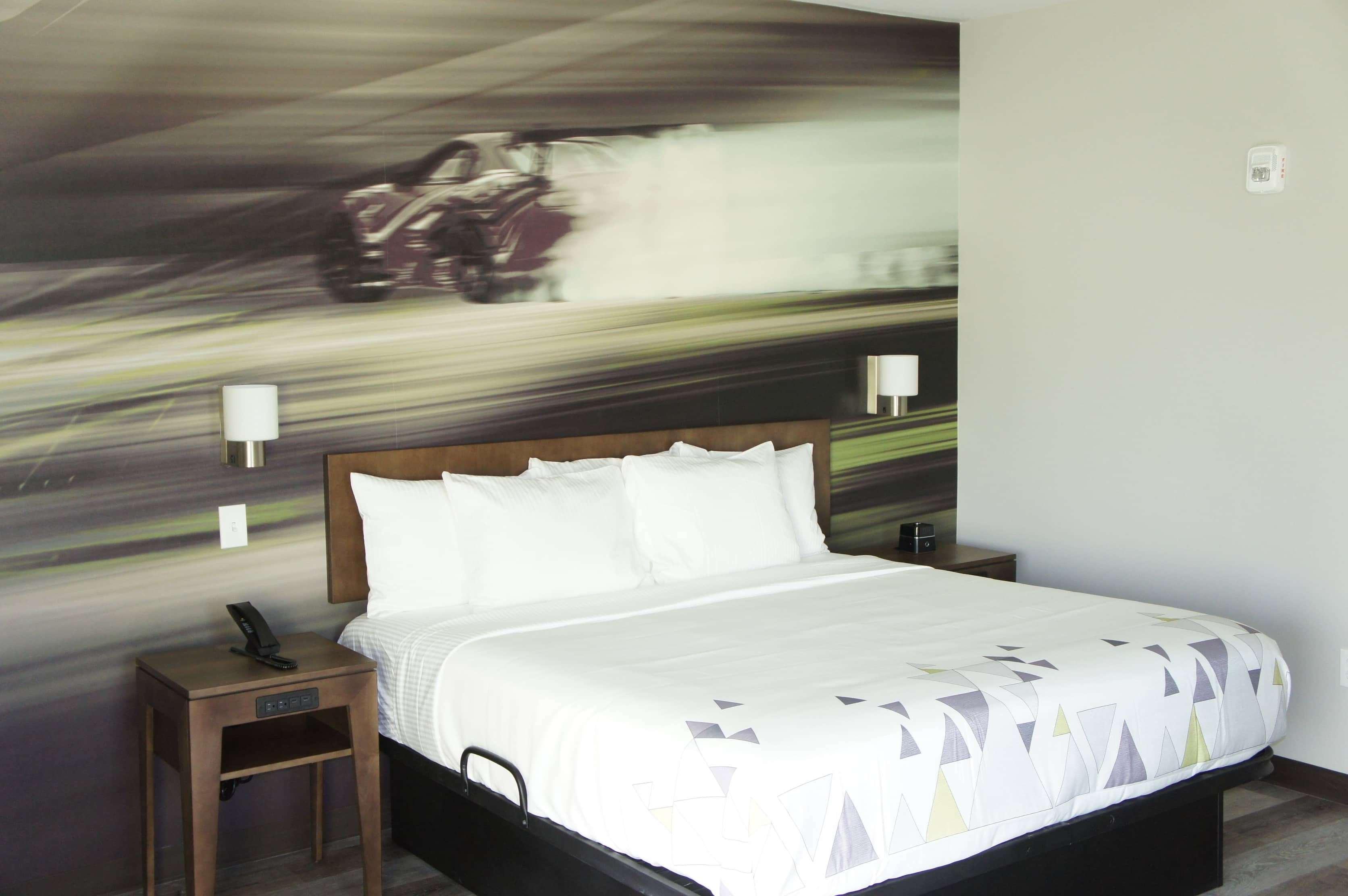 La Quinta Inn & Suites By Wyndham בראסלטון מראה חיצוני תמונה