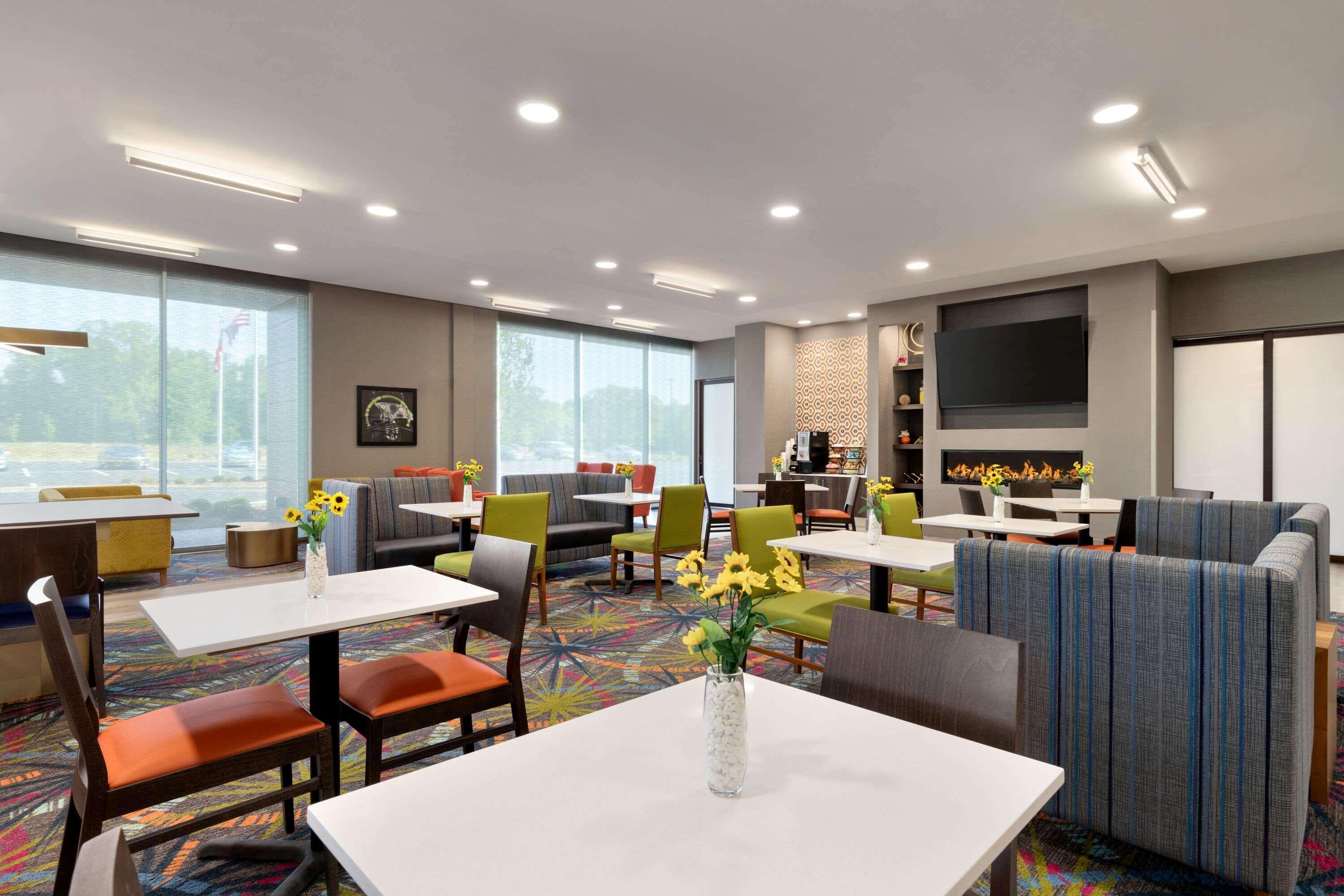 La Quinta Inn & Suites By Wyndham בראסלטון מראה חיצוני תמונה
