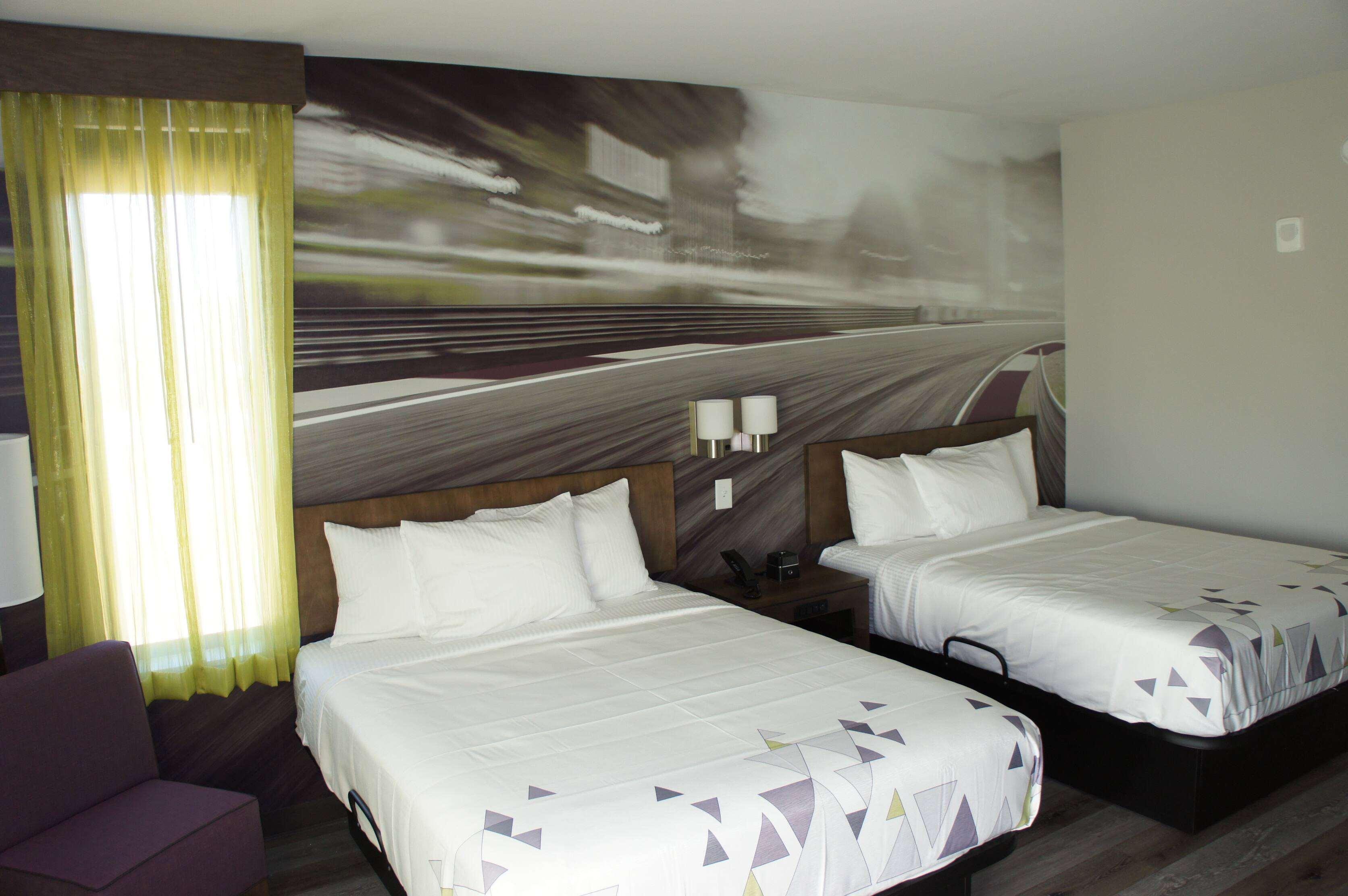 La Quinta Inn & Suites By Wyndham בראסלטון מראה חיצוני תמונה