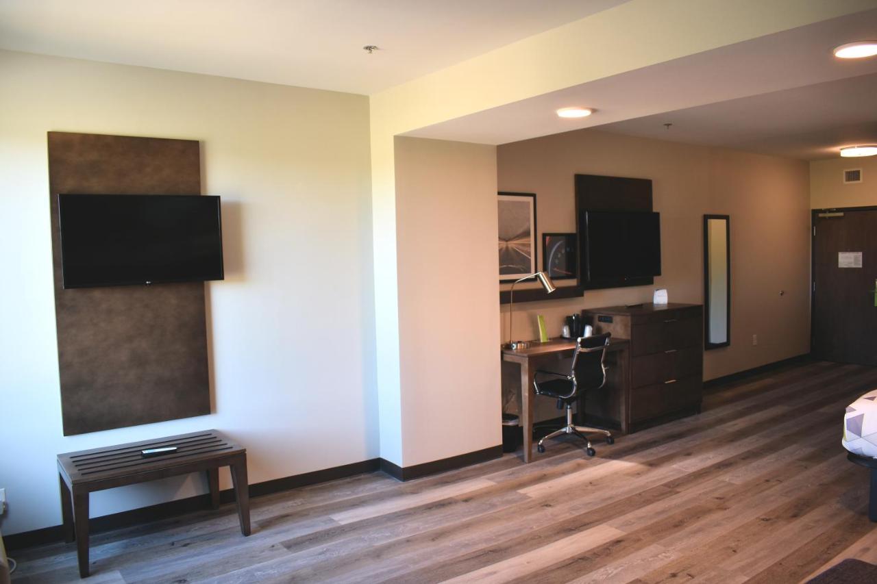 La Quinta Inn & Suites By Wyndham בראסלטון מראה חיצוני תמונה